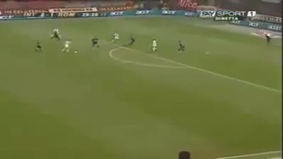 Một trong những bàn thắng đẹp nhất của Fransesco Totti