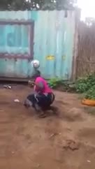 Kinh ngạc với màn tâng bóng của người phụ nữ châu Phi