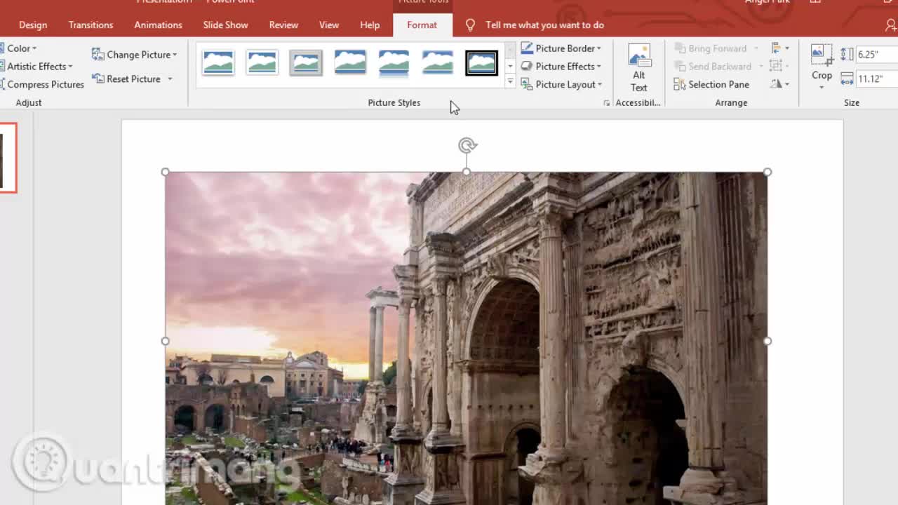 Cách cắt ảnh trên PowerPoint