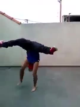 Chắc các bạn học hip hop cũng làm được thế này nhỉ?