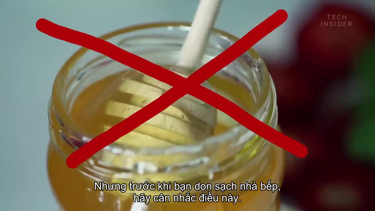 Vì sao trẻ dưới 1 tuổi không nên ăn mật ong