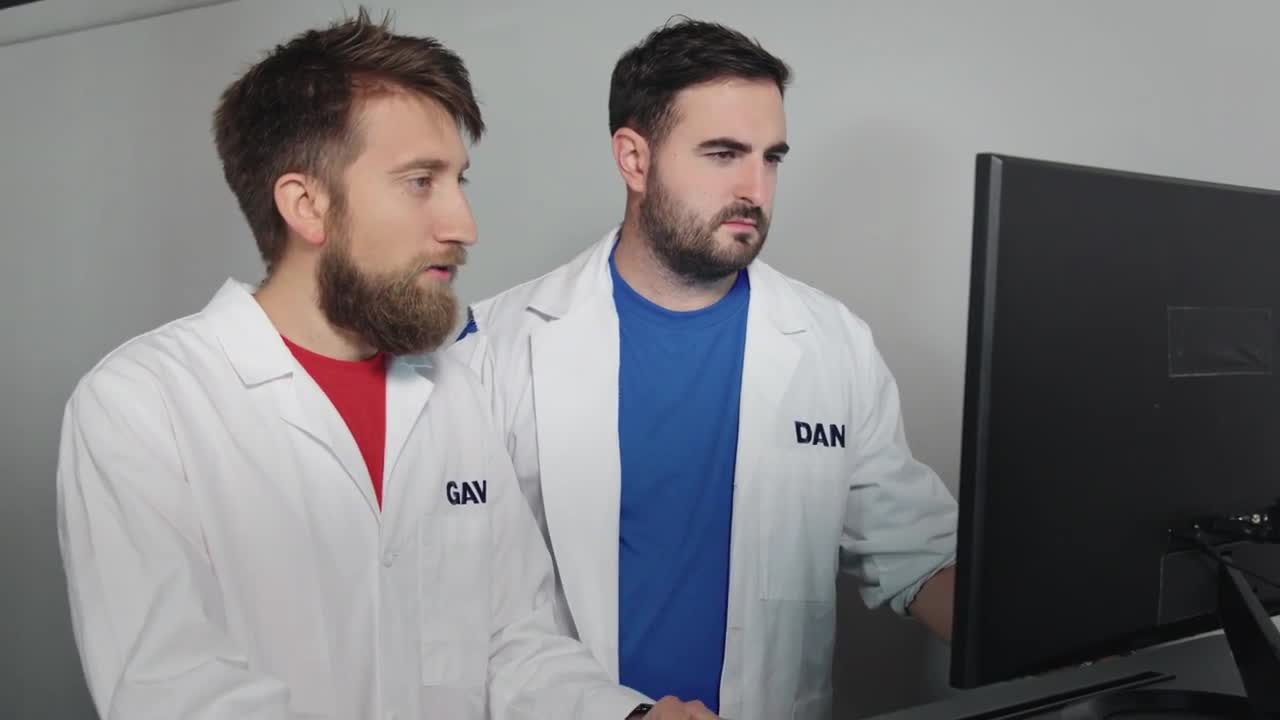 Filming the Speed of Light at 10 Trillion FPS