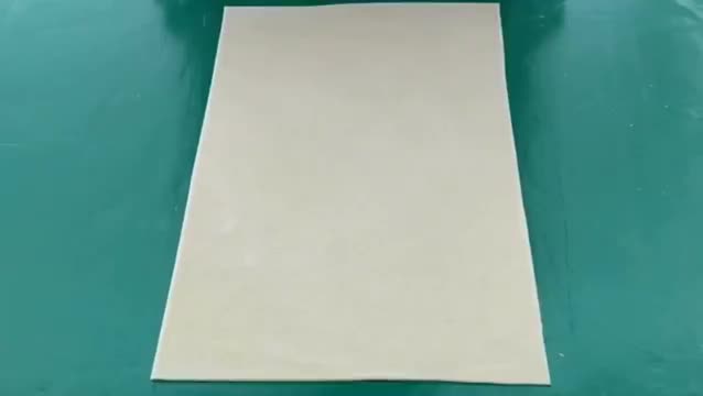 CROISSANT DOUGH CUTTER