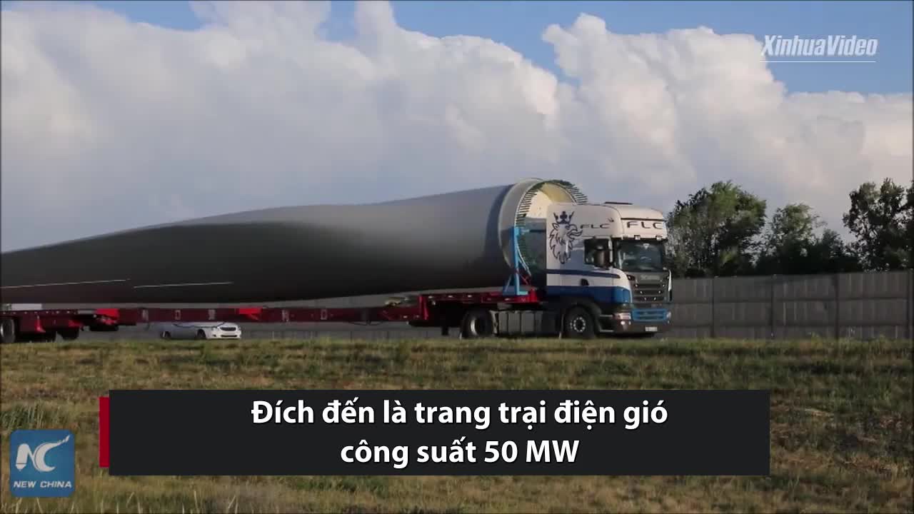 Hành trình 7.000 km vận chuyển cánh turbine gió khổng lồ