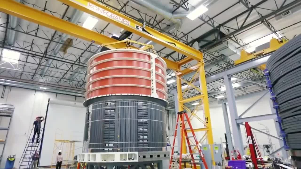 Nam châm có thể nhấc bổng tàu sân bay của lò nhiệt hạch
