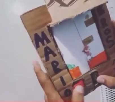Tự tạo máy game Nintendo chơi Mario huyền thoại chỉ bằng bìa giấy