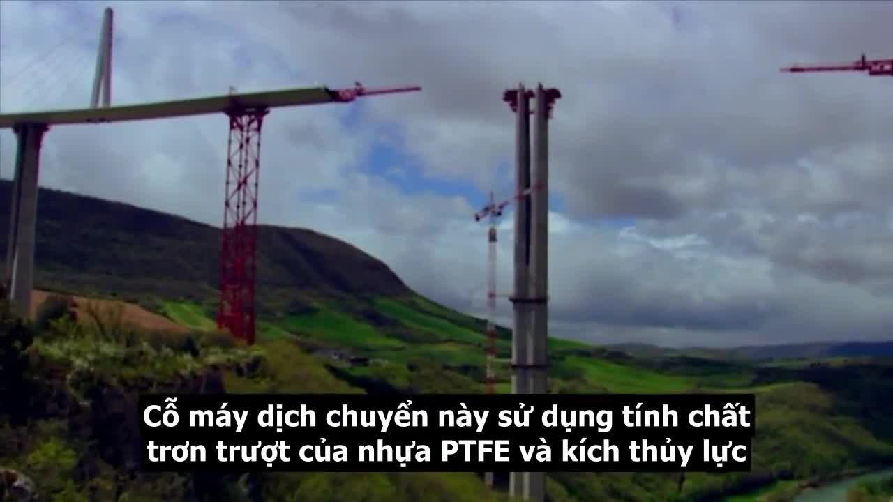Quá trình lắp ráp cây cầu cao nhất thế giới