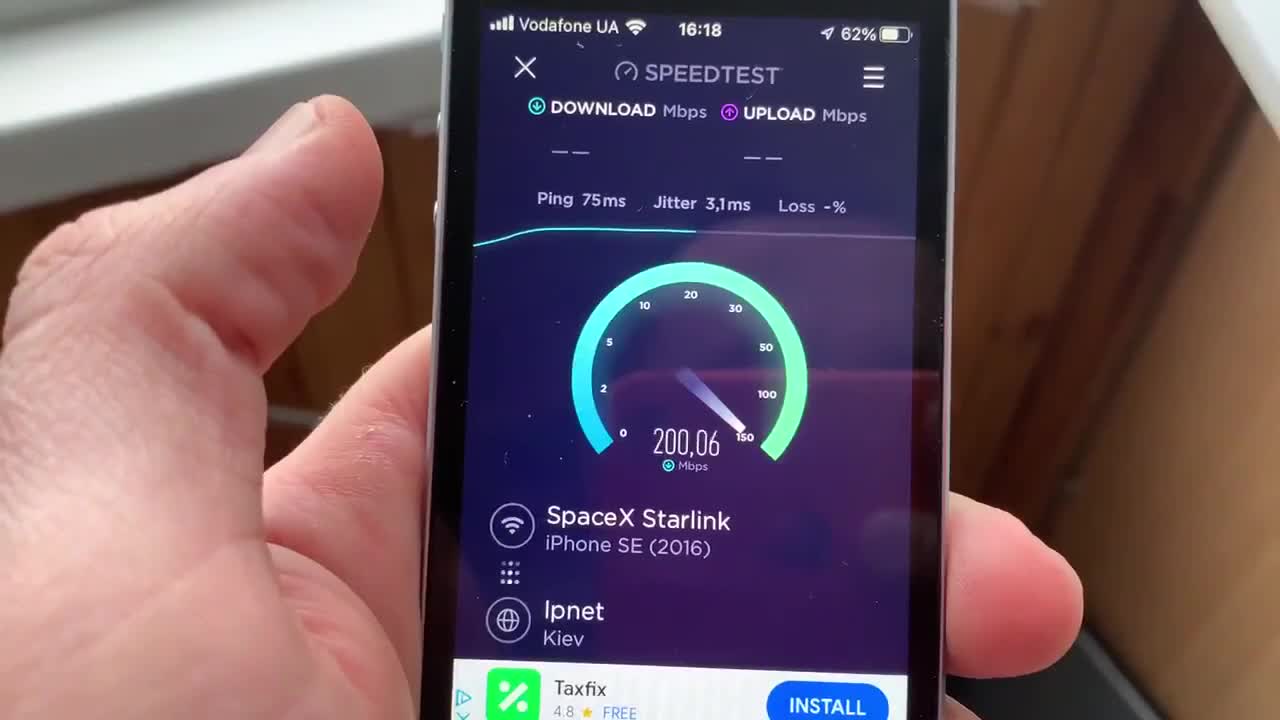 Thử nghiệm tốc độ dịch vụ Internet vệ tinh Starlink tại Ukraine