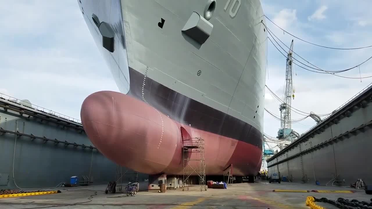 Hạ thủy bằng âu chìm