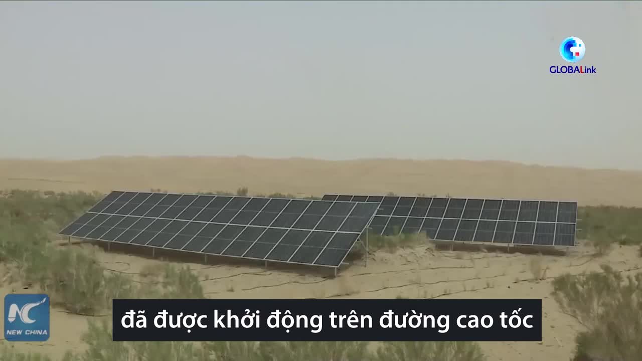 Đường cao tốc 'không carbon' xuyên sa mạc lớn nhất Trung Quốc