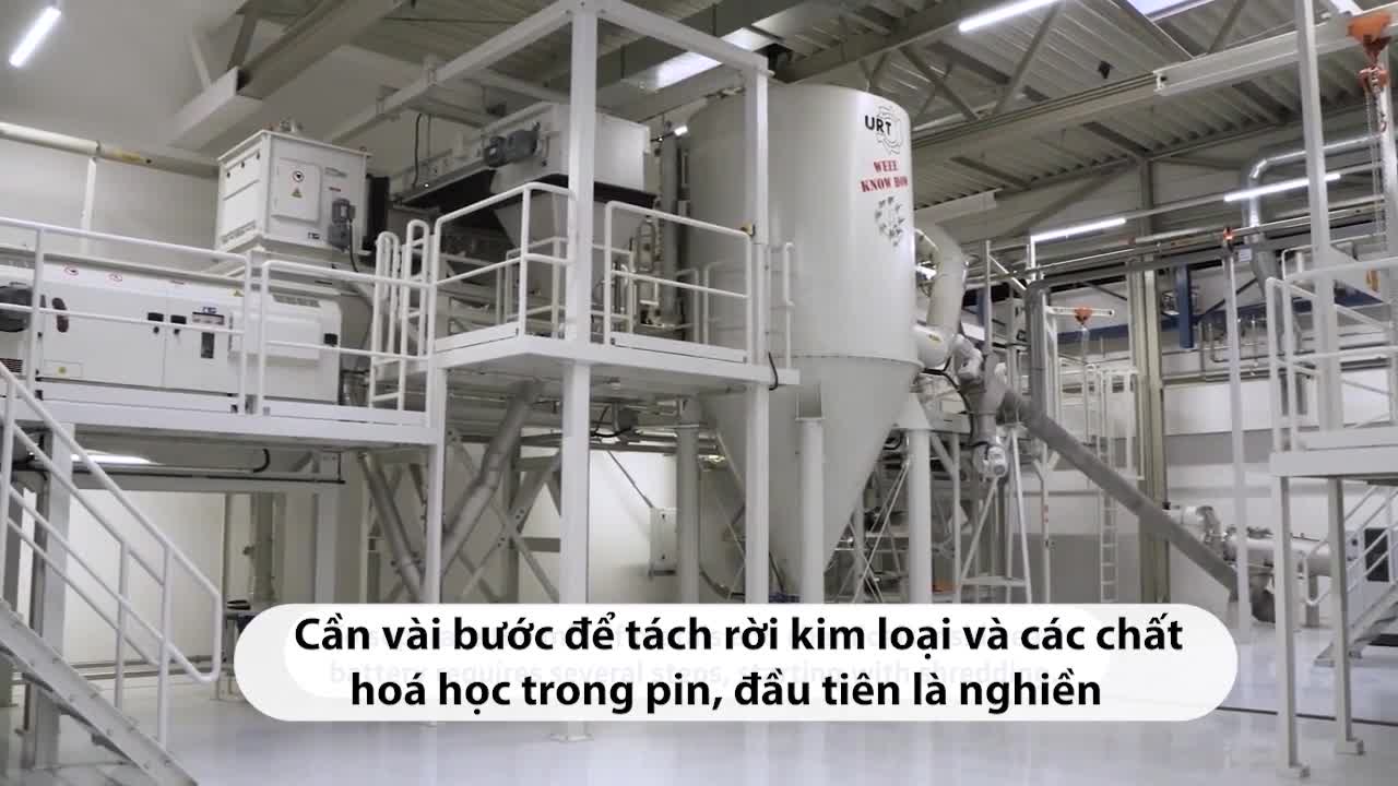 Quy trình tái chế pin ôtô của hãng Volkswagen ở Saltzgitter, Đức