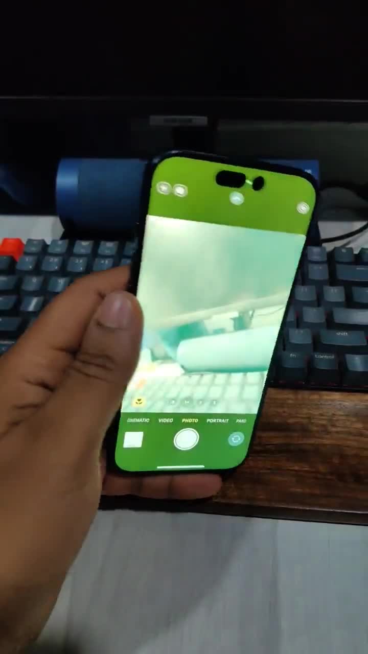 Lỗi xanh màn hình ám ảnh bất ngờ quay trở lại iPhone 15 Pro