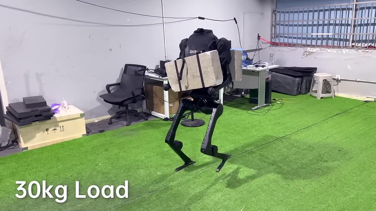 Robot hình người mạnh nhất thế giới chịu được những cú đá