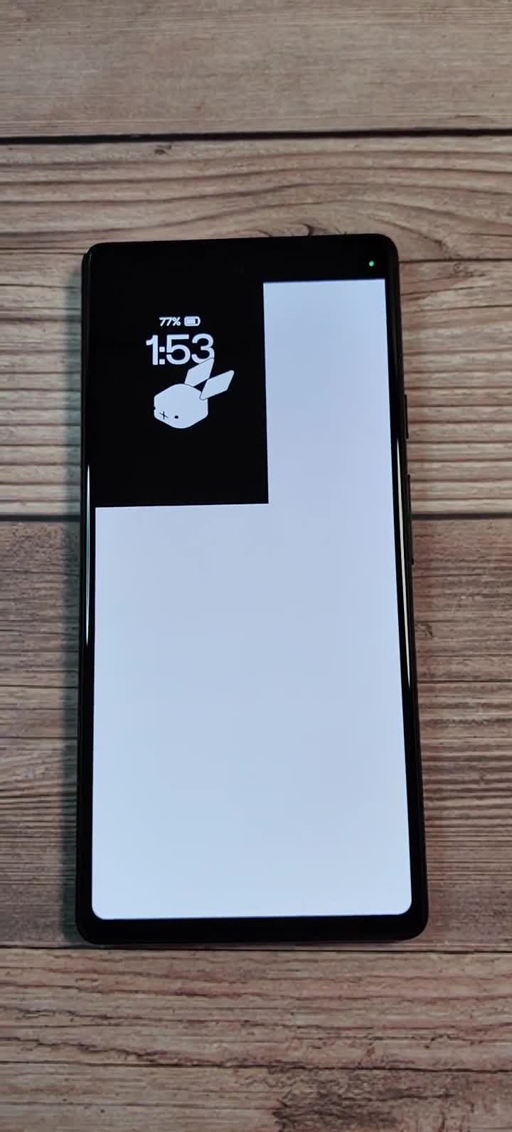 Thử nghiệm chạy file APK của Rabbit R1 trên Pixel 6A